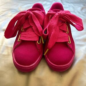 Pink Puma suede shoes #pinkkicks